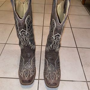 Womens Size 6 Corral Boots